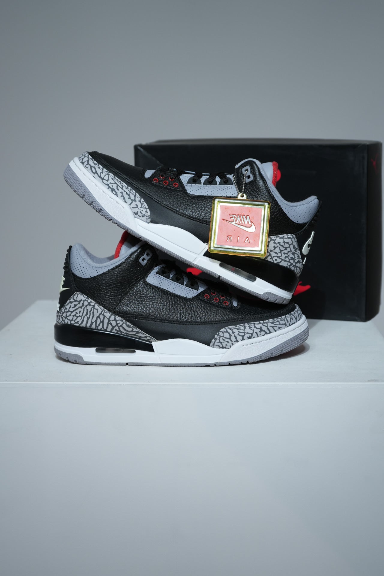 Jordan 3 Black Cement 2018 (Taille 43)