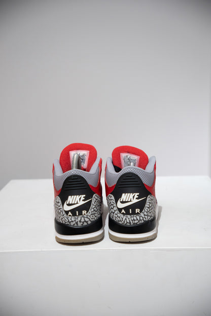 Jordan 3 Fire Red SE GS (Taille 37,5)