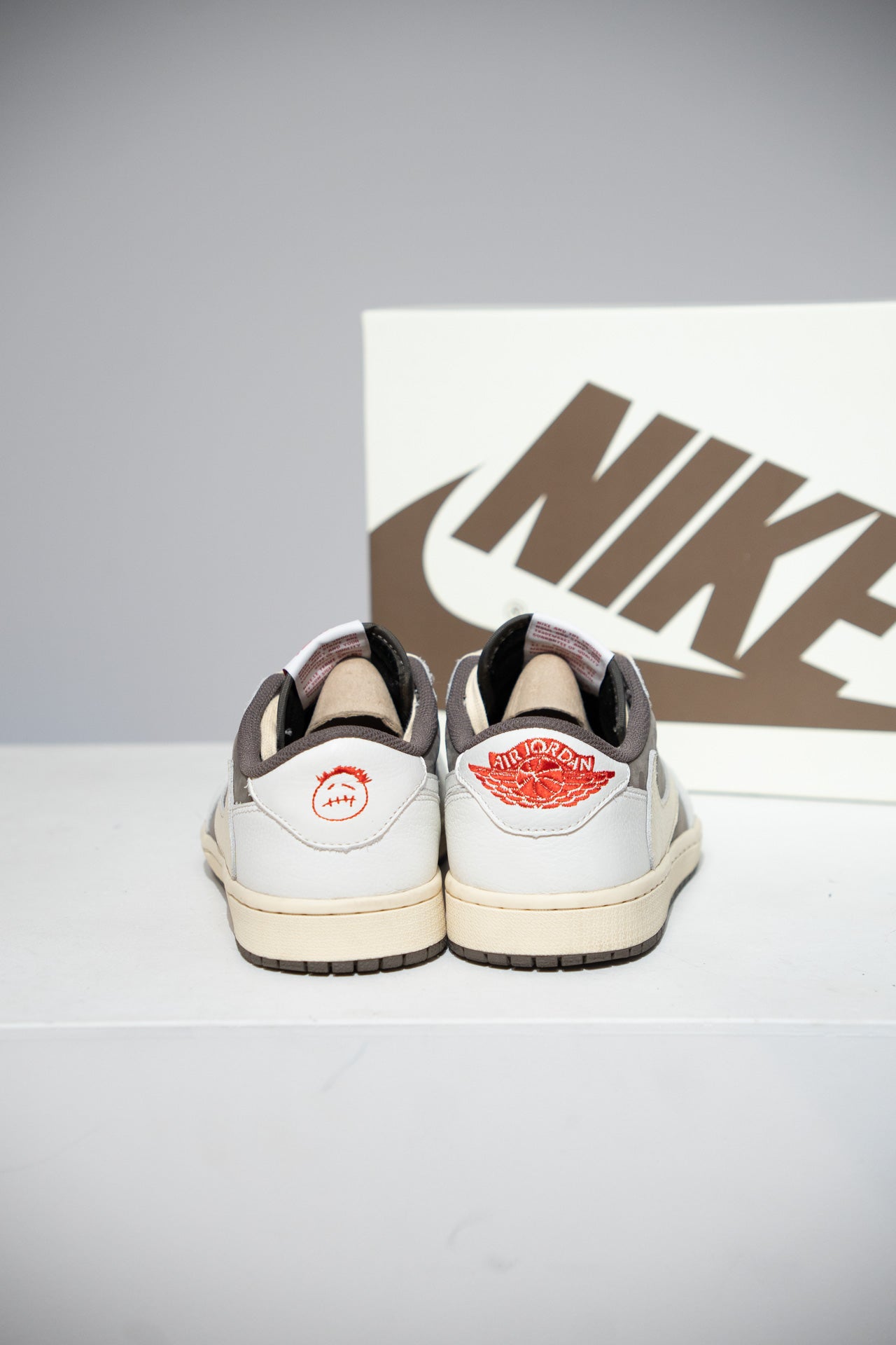 Jordan 1 Low Travis Scott Reverse Mocha (Taille 41)