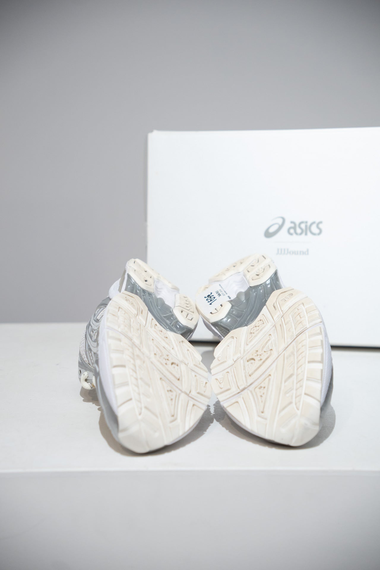 Asics kayano 14 JJJJound Silver (Taille 39,5)