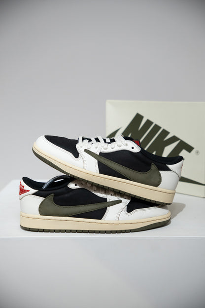 Jordan 1 Low Travis Scott Olive (Taille 40,5)