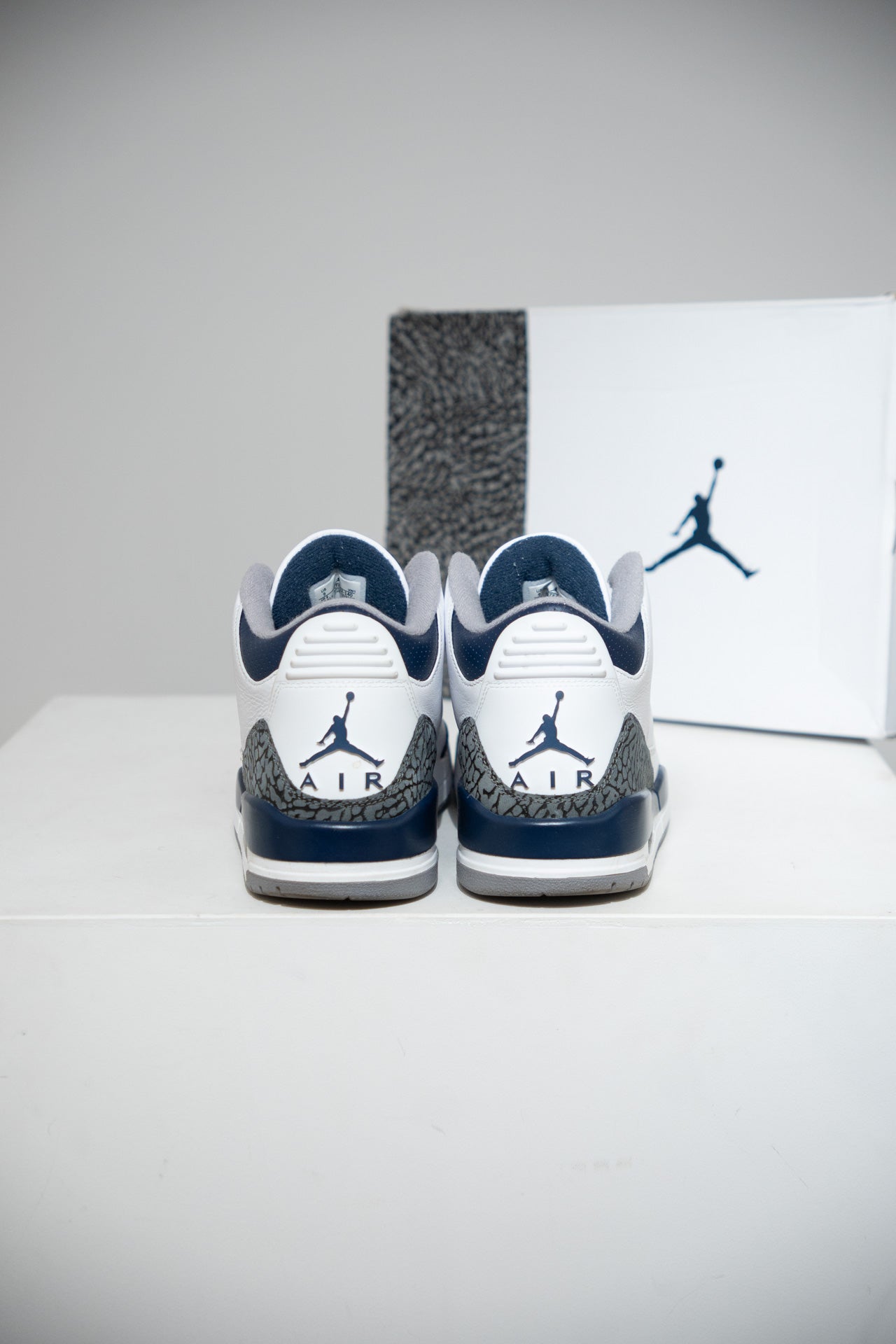Jordan 3 Midnight Navy (Taille 42,5)