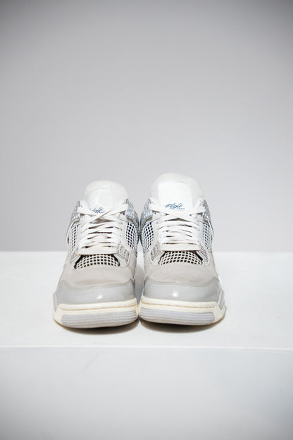 Jordan 4 Frozen Moments (Taille 39)