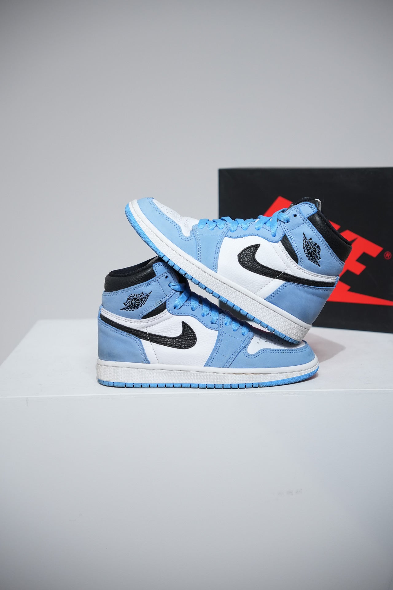 Jordan 1 High University Blue GS (Taille 35,5)