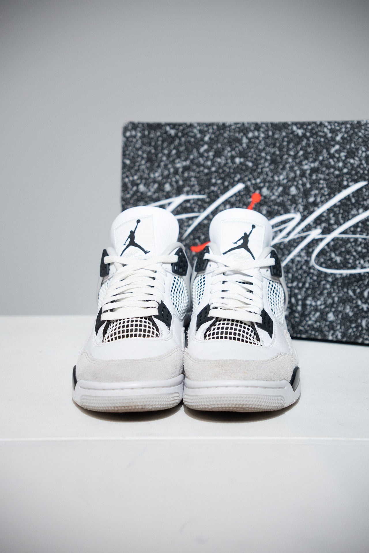 Jordan 4 Military Black (Taille 42)