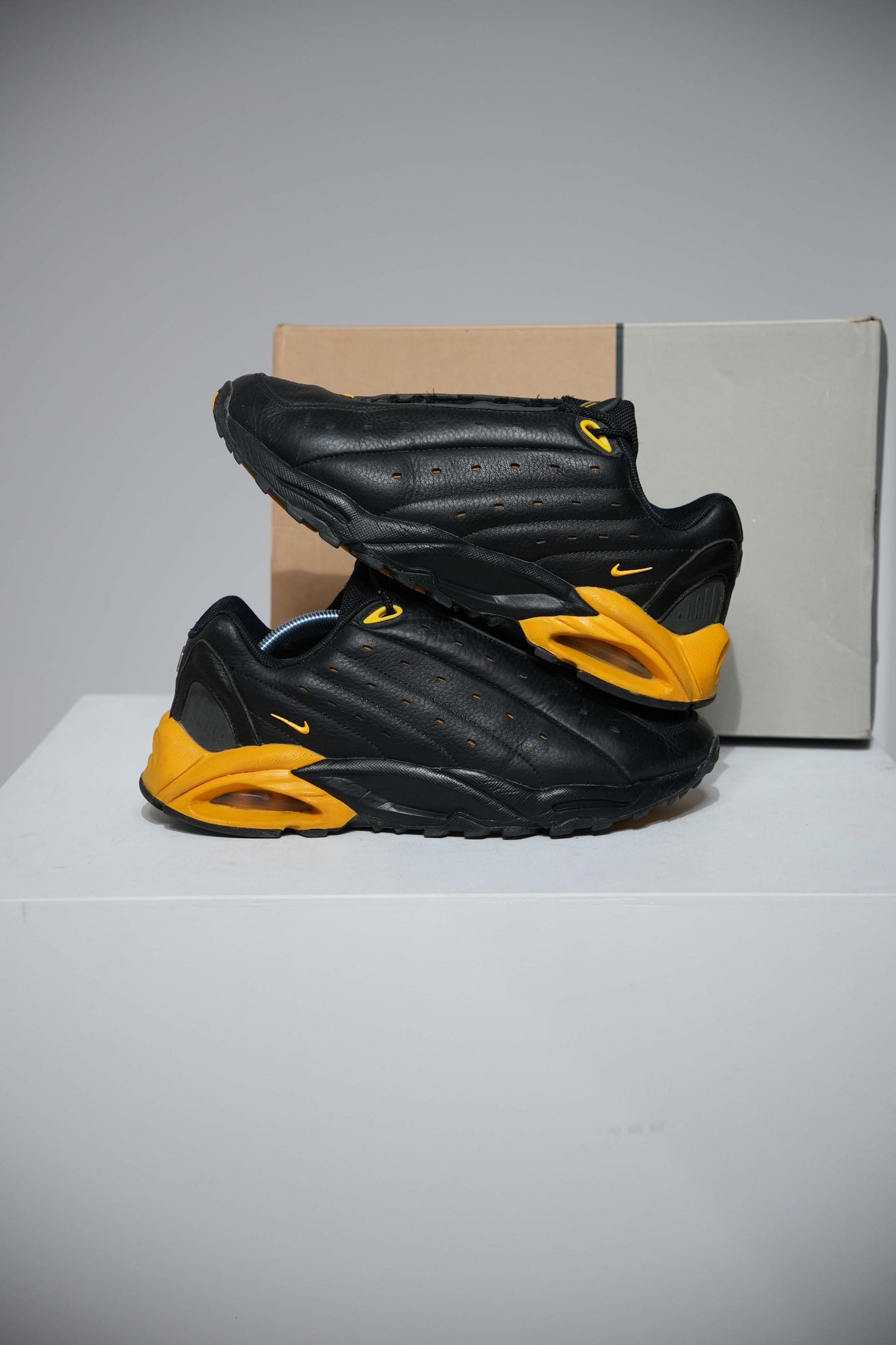 Nocta Hot Step Terra University Gold (Taille 42)