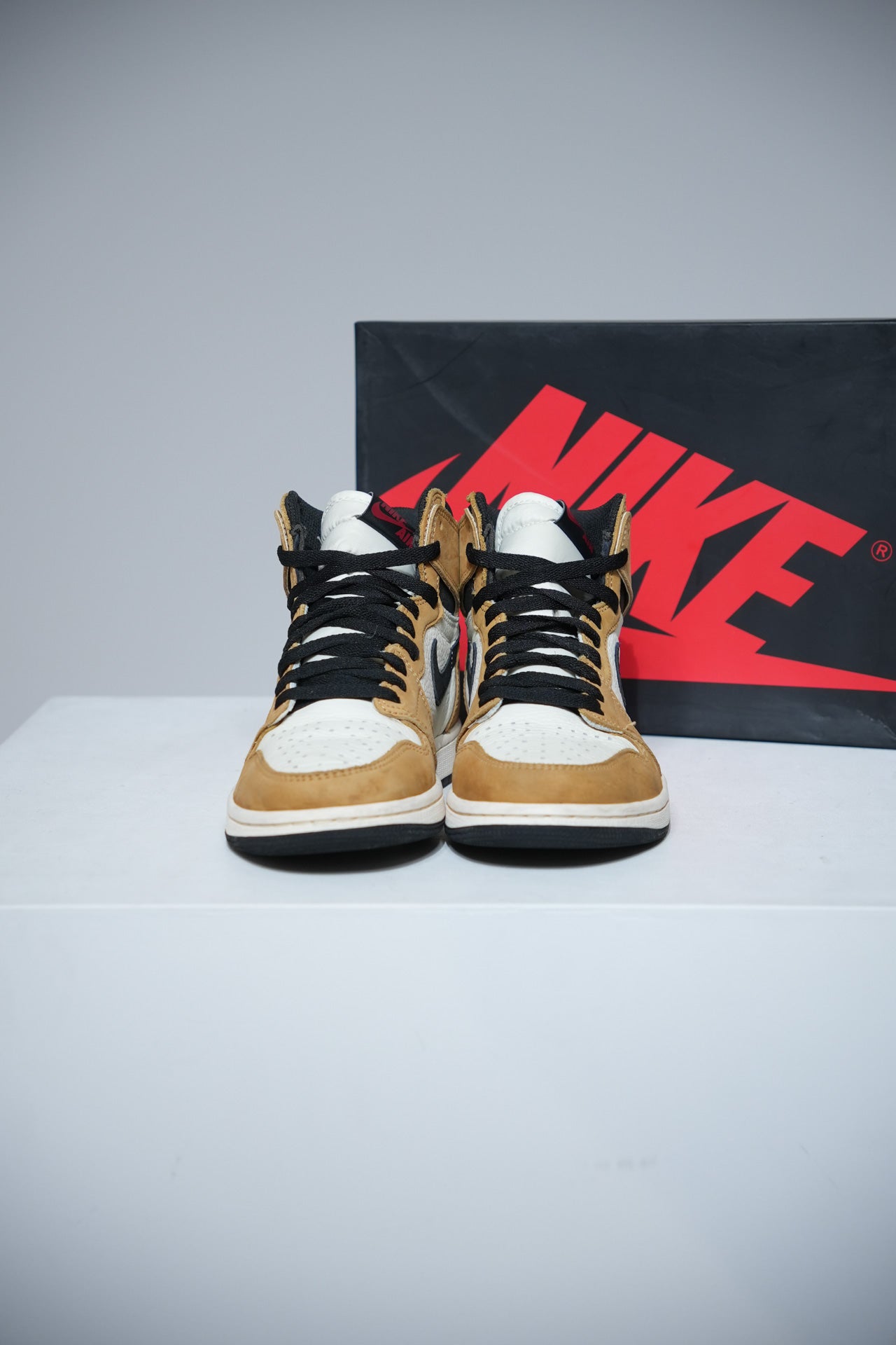 Jordan 1 High Rookie Of The Year (Taille 40,5)