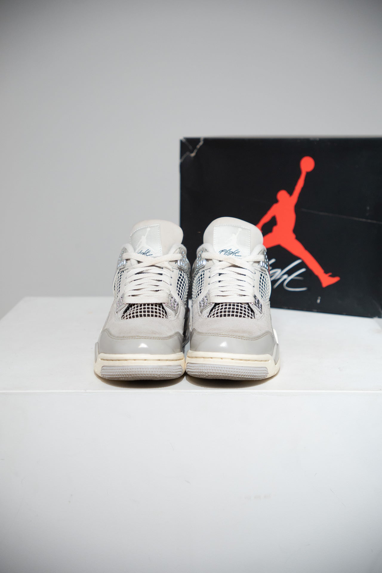 Jordan 4 Frozen Moments (Taille 38)