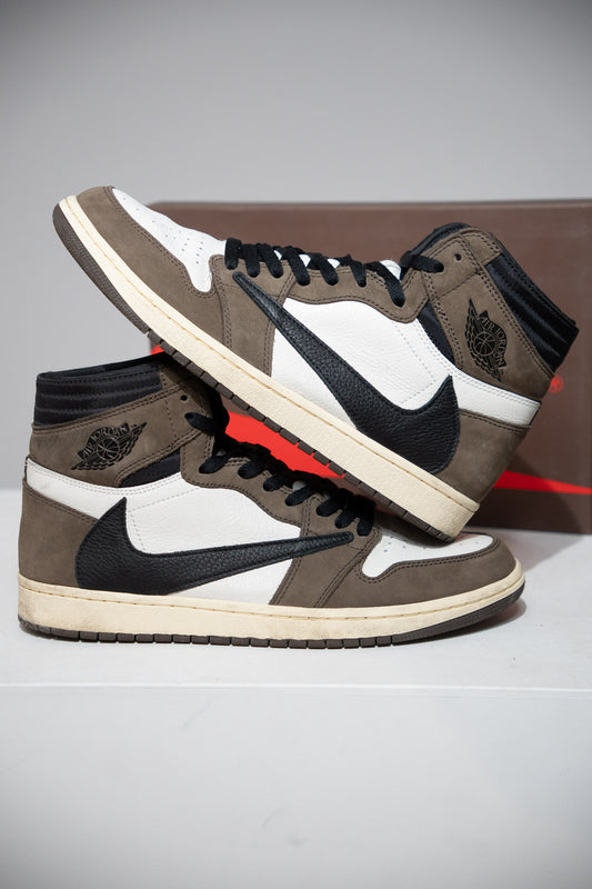 Jordan 1 High Travis Scott Mocha (Taille 45)