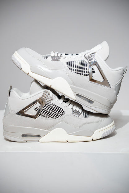Jordan 4 Frozen Moments (Taille 44)