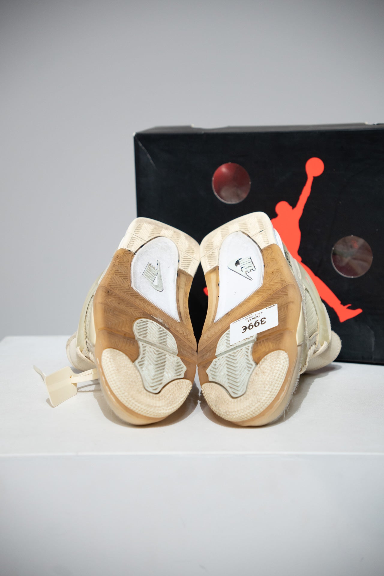 Jordan 4 Off-White Sail (Taille 41)