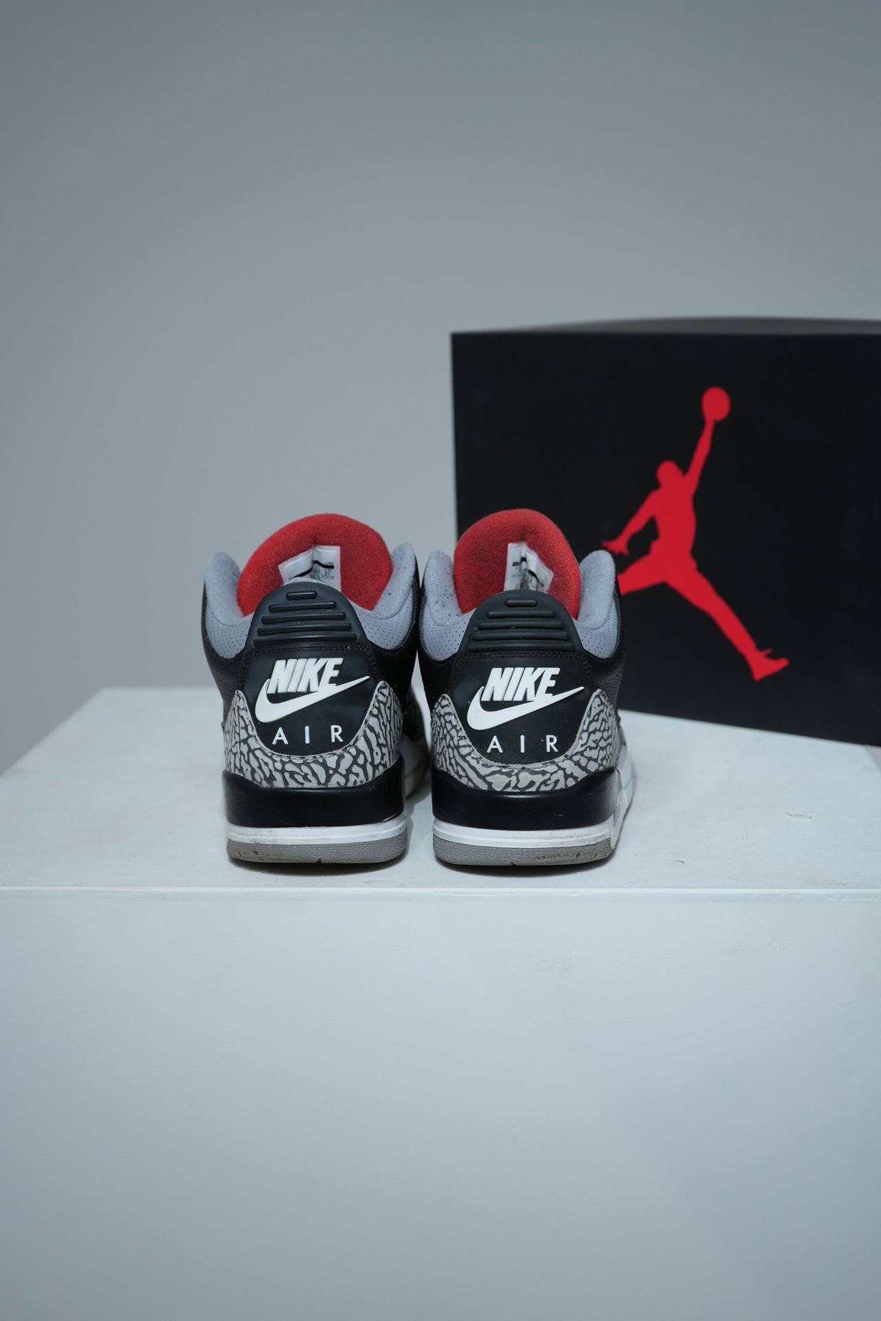 Jordan 3 Black Cement 2018 (Taille 42,5)
