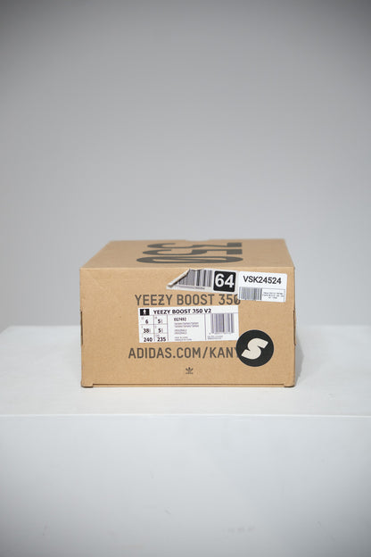 Yeezy 350 V2 TRFRM (Taille 38 2/3)