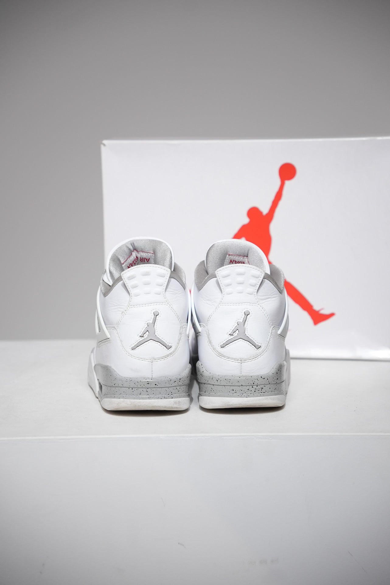 Jordan 4 White Oreo (Taille 42)