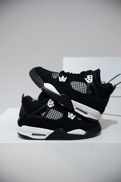 Jordan 4 White Thunder (Taille 38)