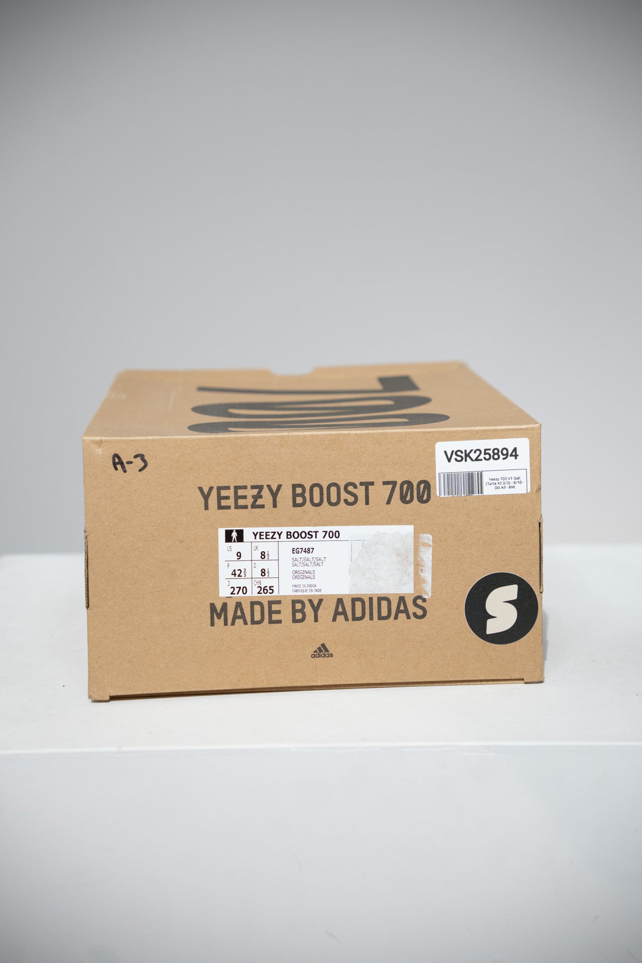 Yeezy 700 V3 Fade Salt (Taille 43 1/3)