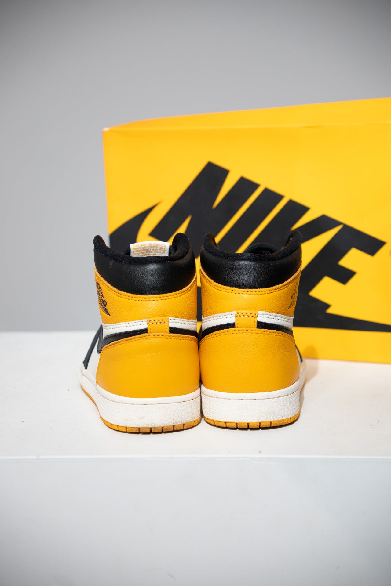 Jordan 1 High Taxi (Taille 44)