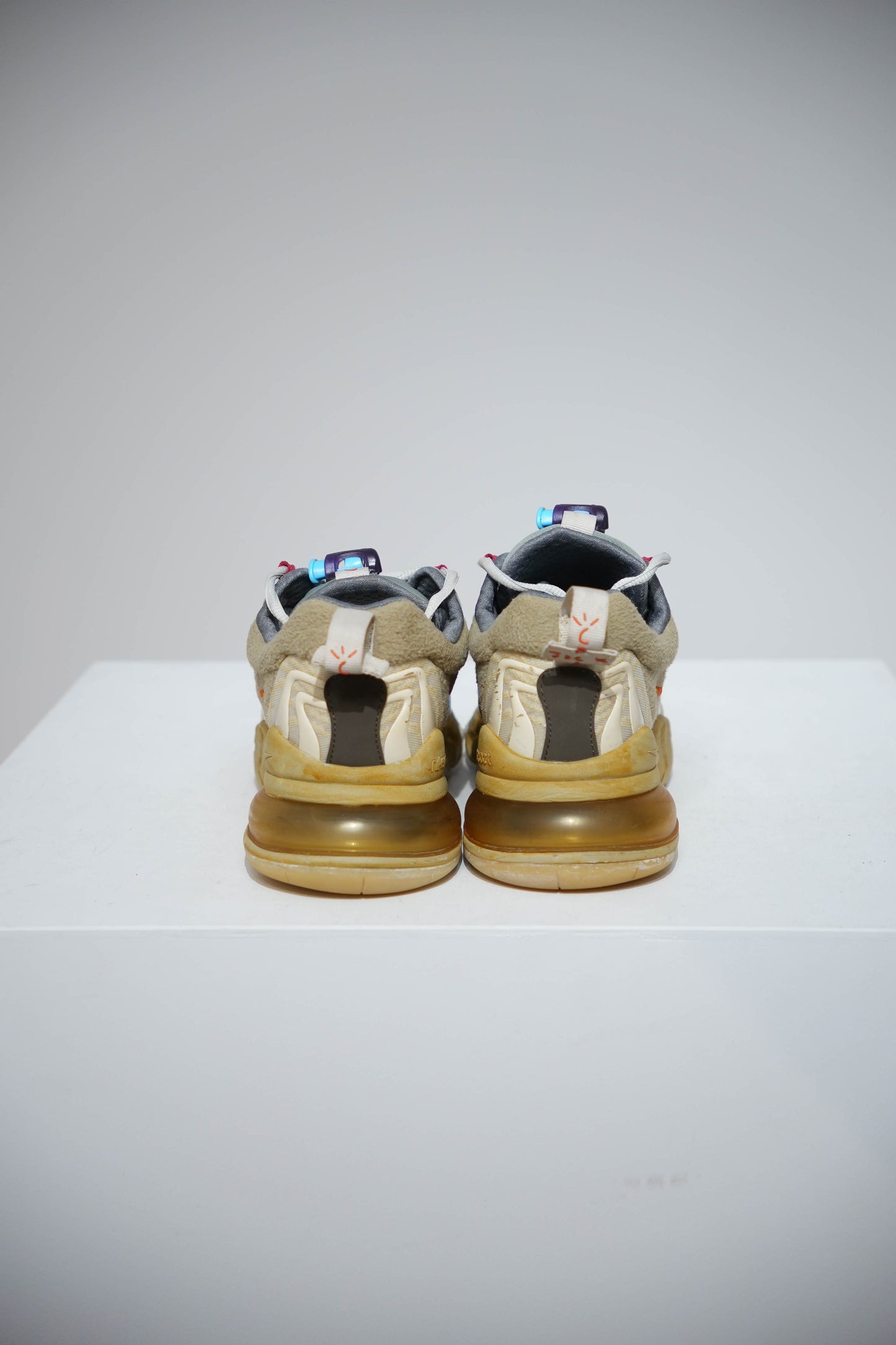 Air Max 270 React Travis Scott (Taille 42)