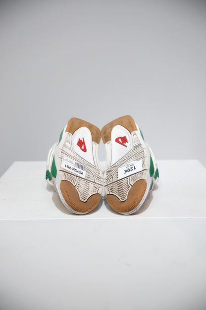 Jordan 4 SB pine Green (Taille 37,5)