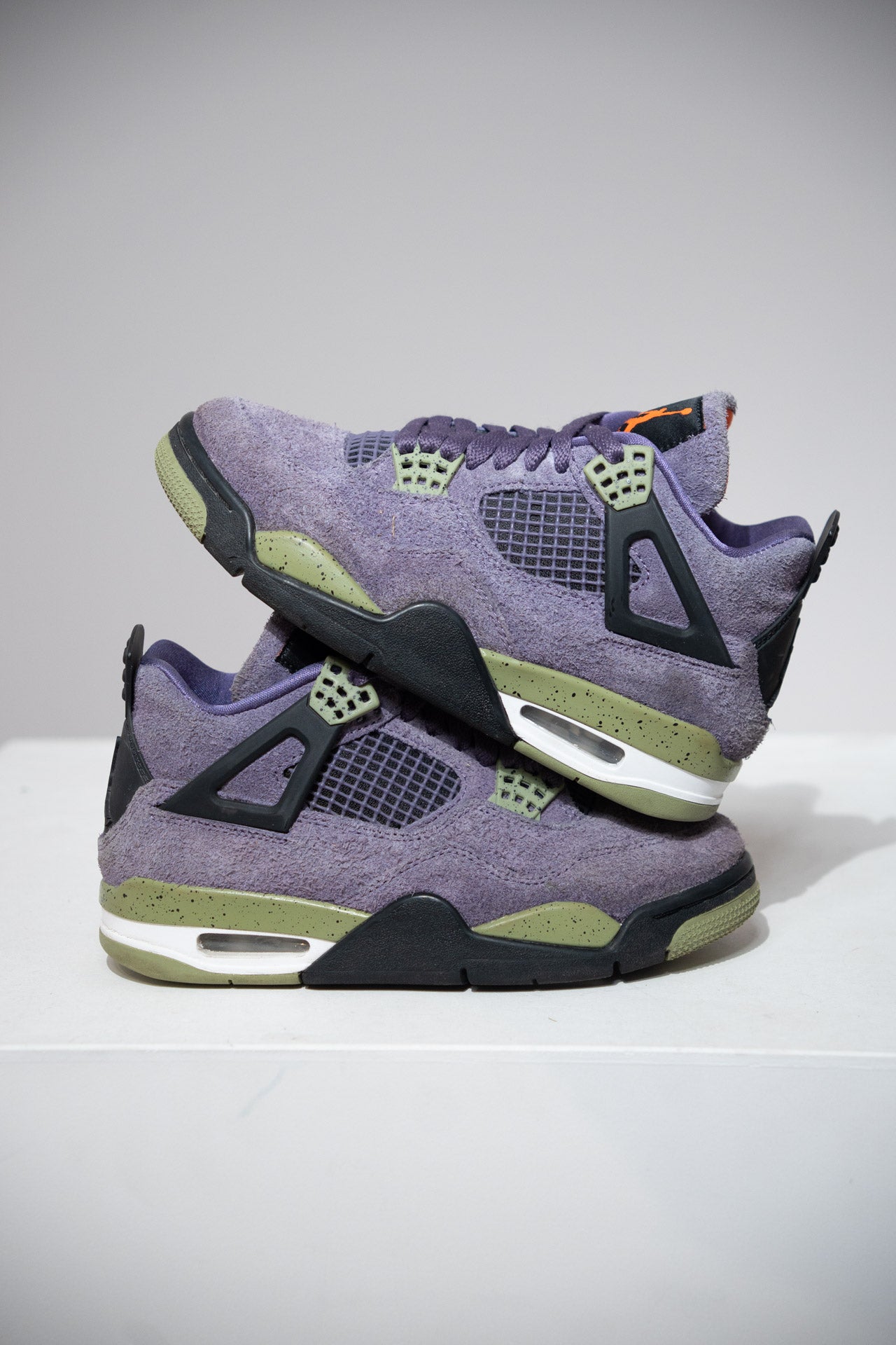 Jordan 4 Canyon purple (Taille 36)