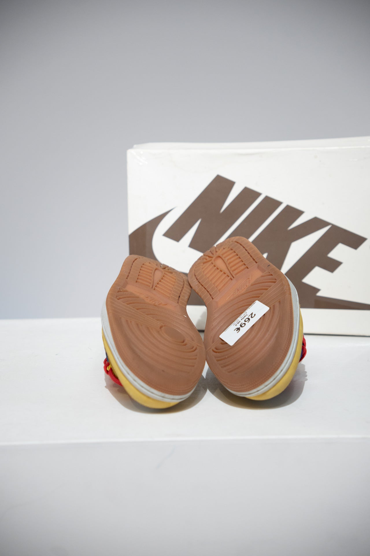 Jordan 1 Low Travis Scott Canary Yellow (Taille 38,5)