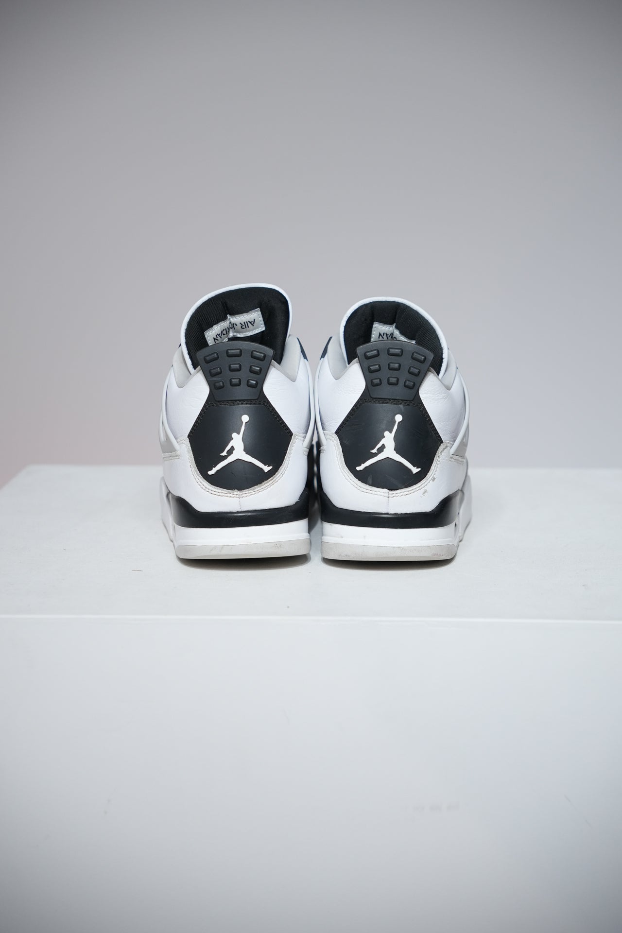 Jordan 4 Military Black (Taille 44,5)