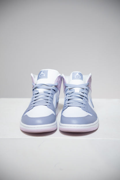 Jordan 1 Mid White Purple (Taille 44,5)