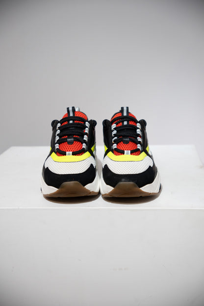 B22 Black Yellow Red (Taille 41)