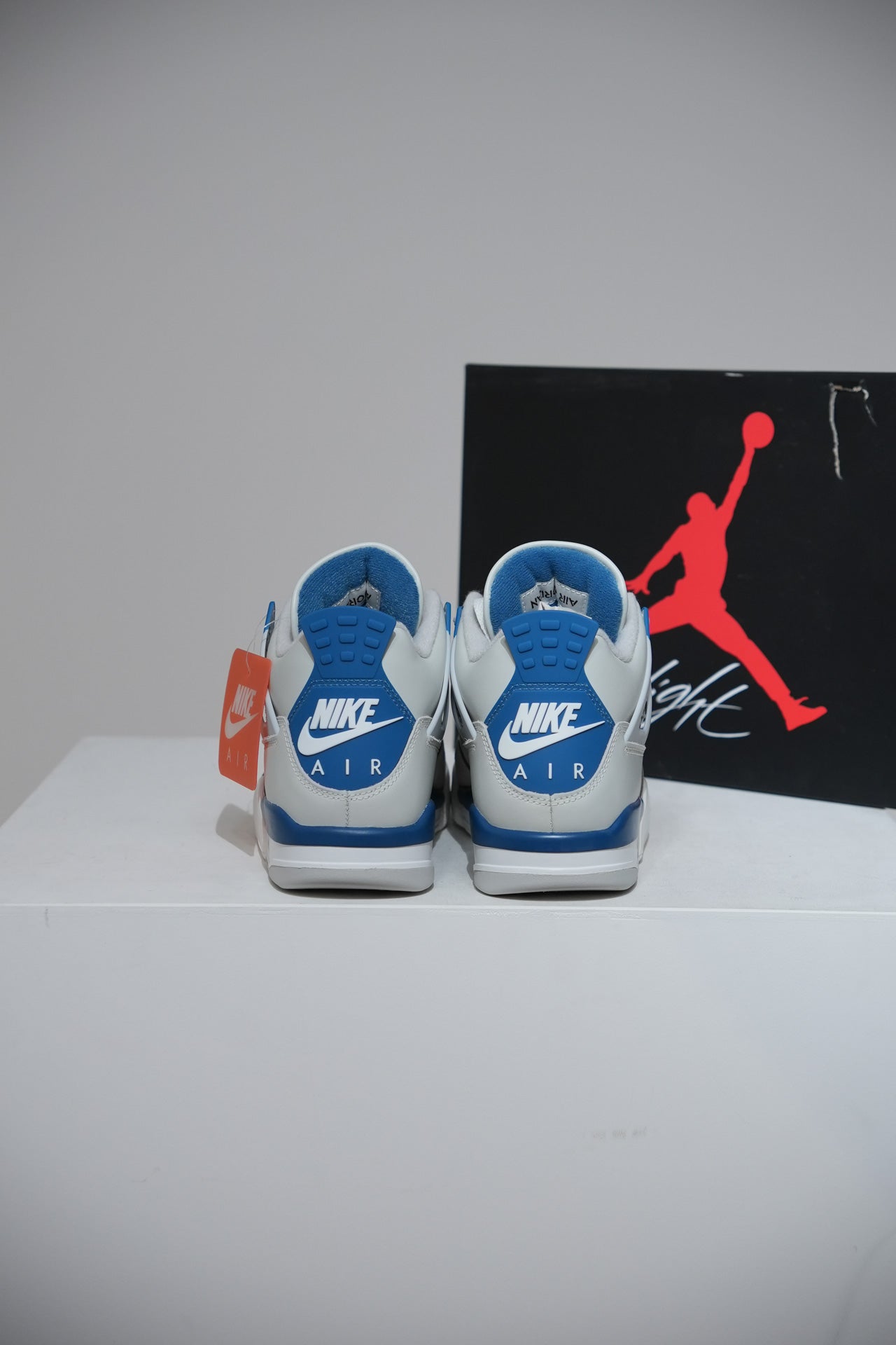 Jordan 4 Military Blue 2024 (Taille 42)