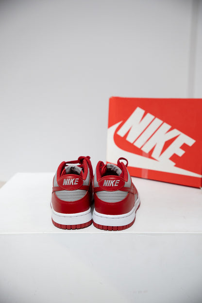 Dunk Low UNLV GS (Taille 38,5)