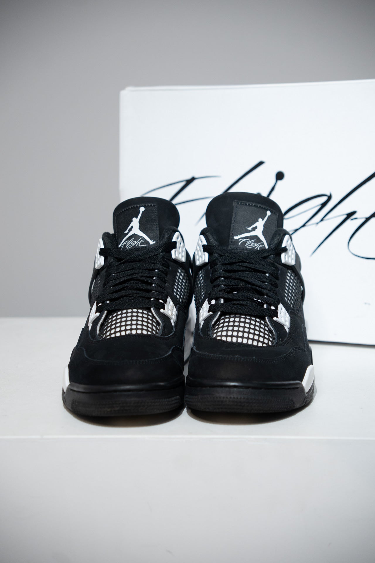 Jordan 4 White Thunder (Taille 45,5)