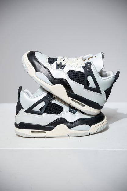 Jordan 4 Platinium Gold (Taille 36,5)
