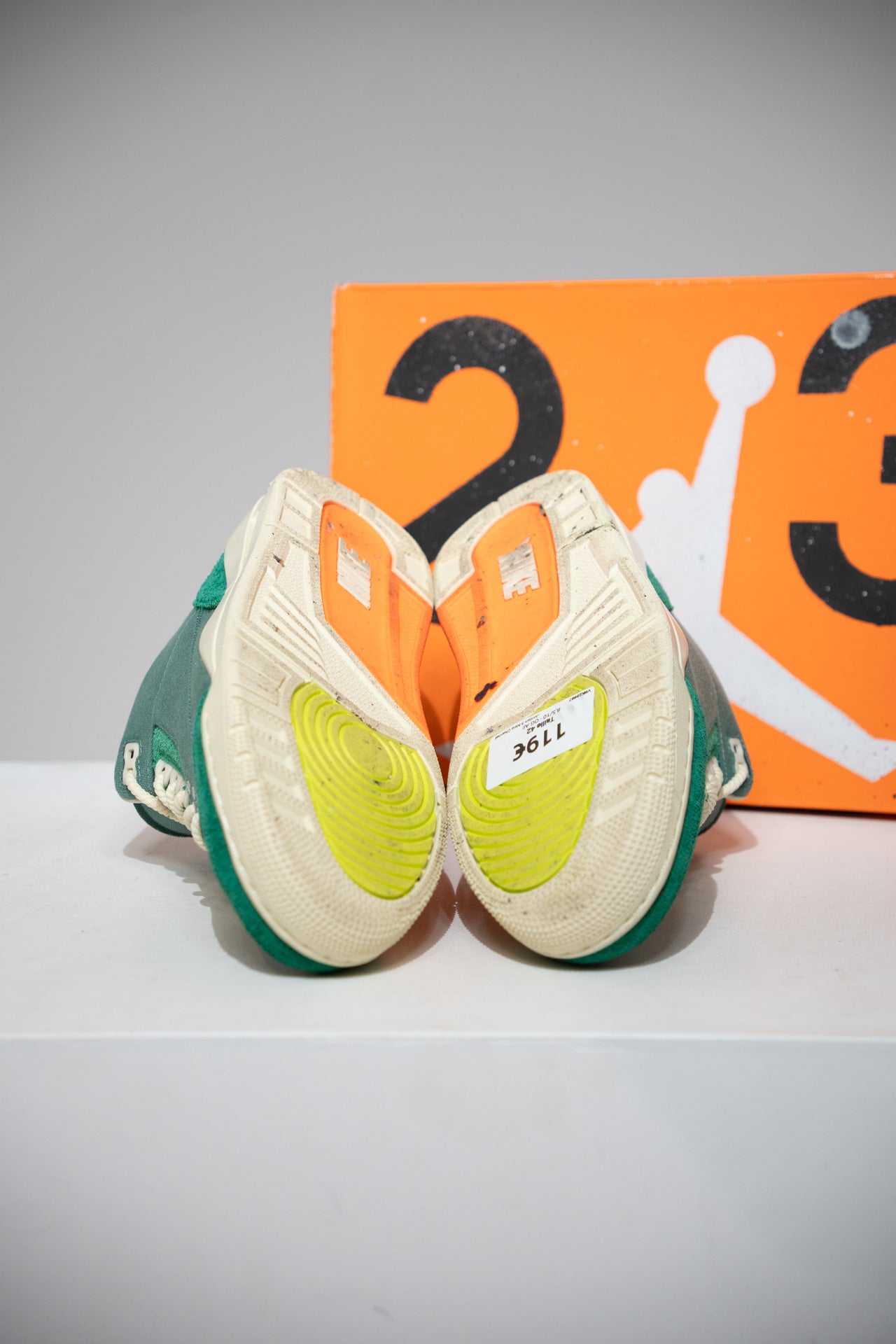 Jordan 3 Nina Channel (Taille 42)