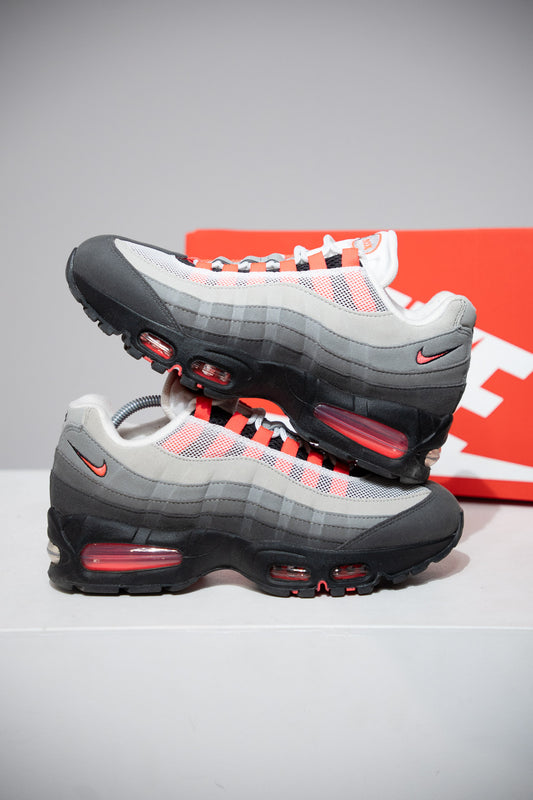 Air Max 95 Solar Red (Taille 39)