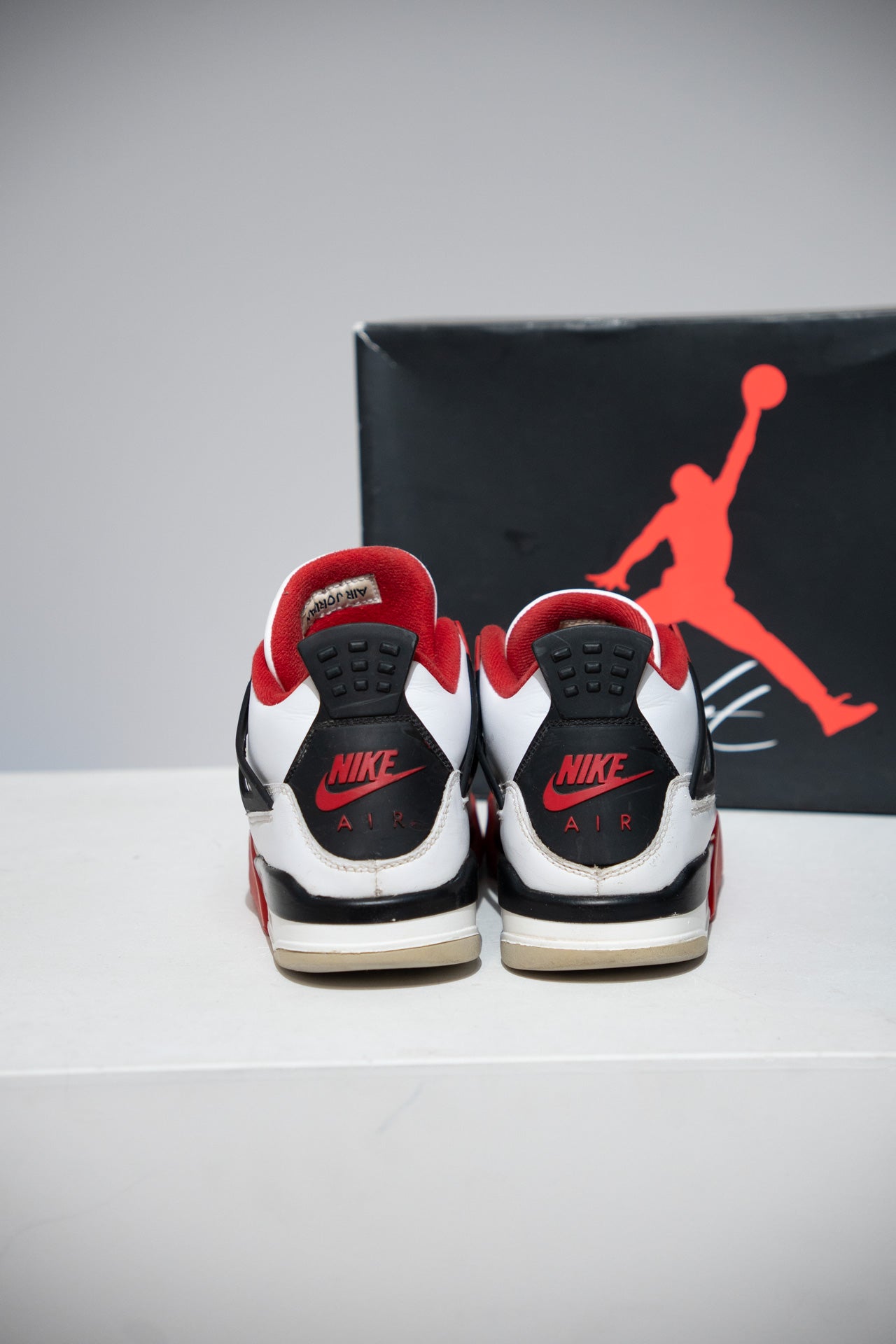 Jordan 4 Fire Red GS (Taille 38,5)