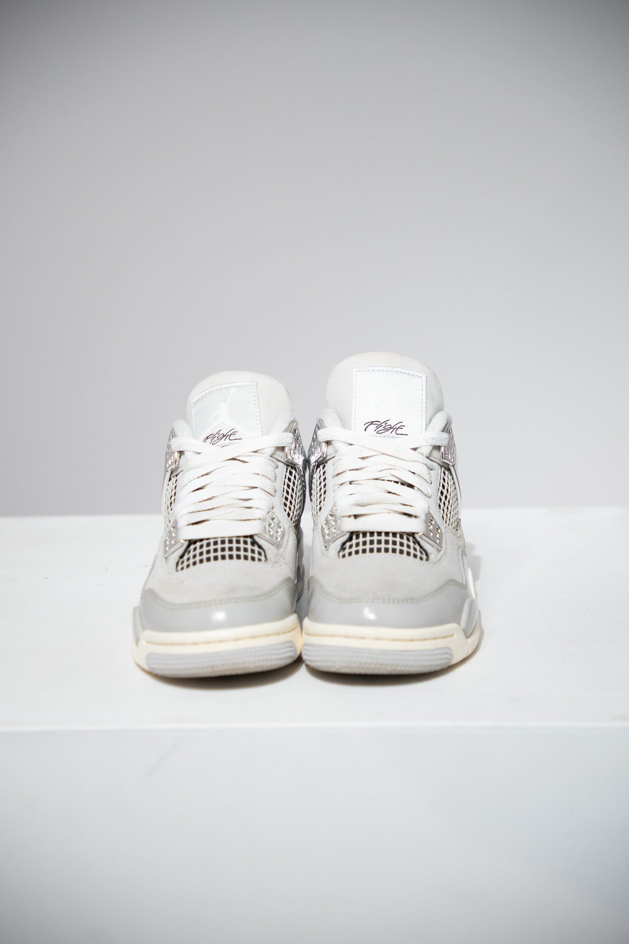 Jordan 4 Frozen Moments (Taille 35,5)