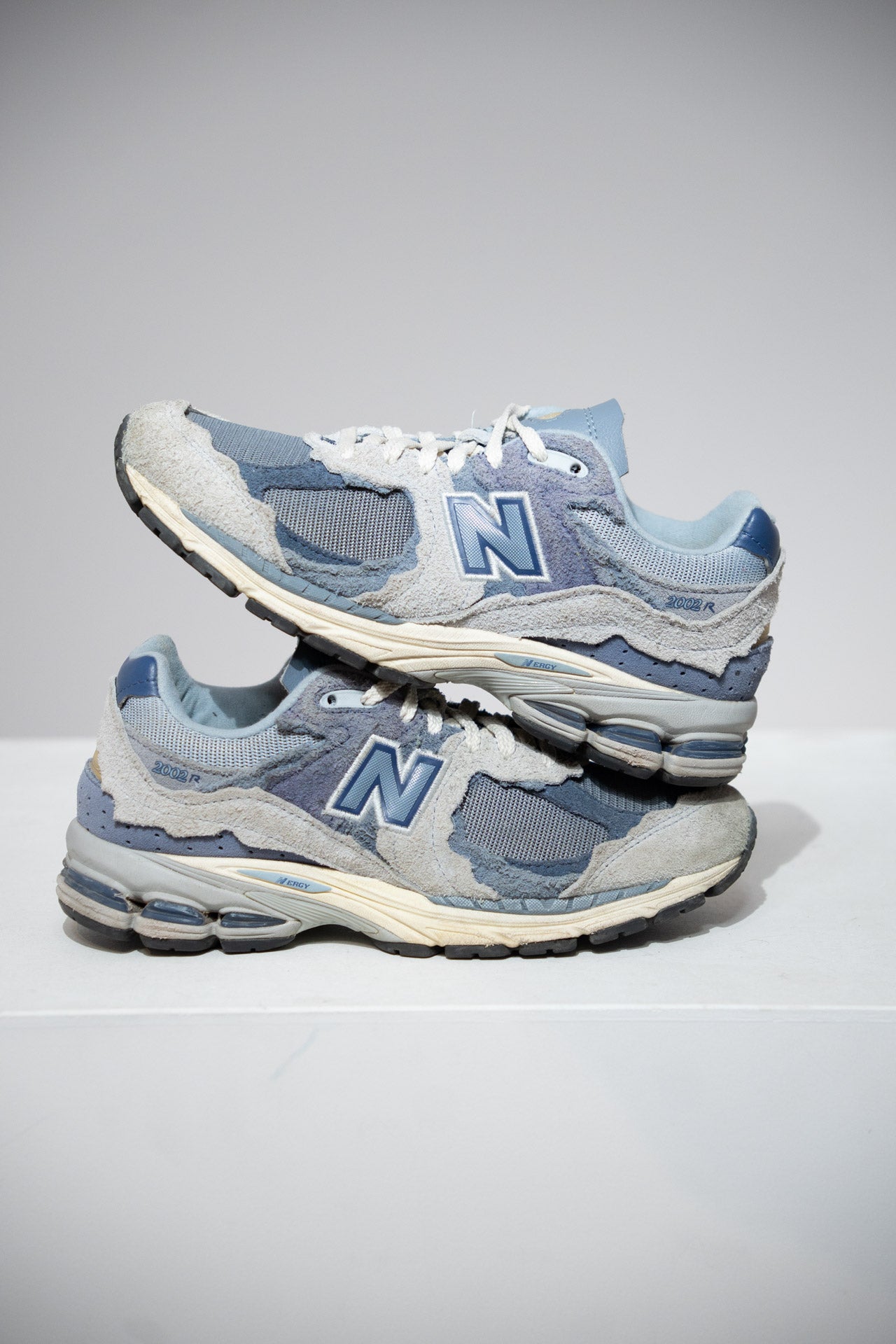 New Balance 2002R Protection Pack Light Arctic Grey Purple (Taille 38)
