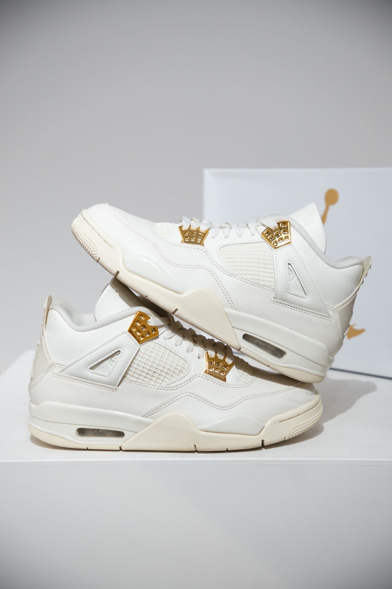Jordan 4 Metallic Gold (Taille 42)
