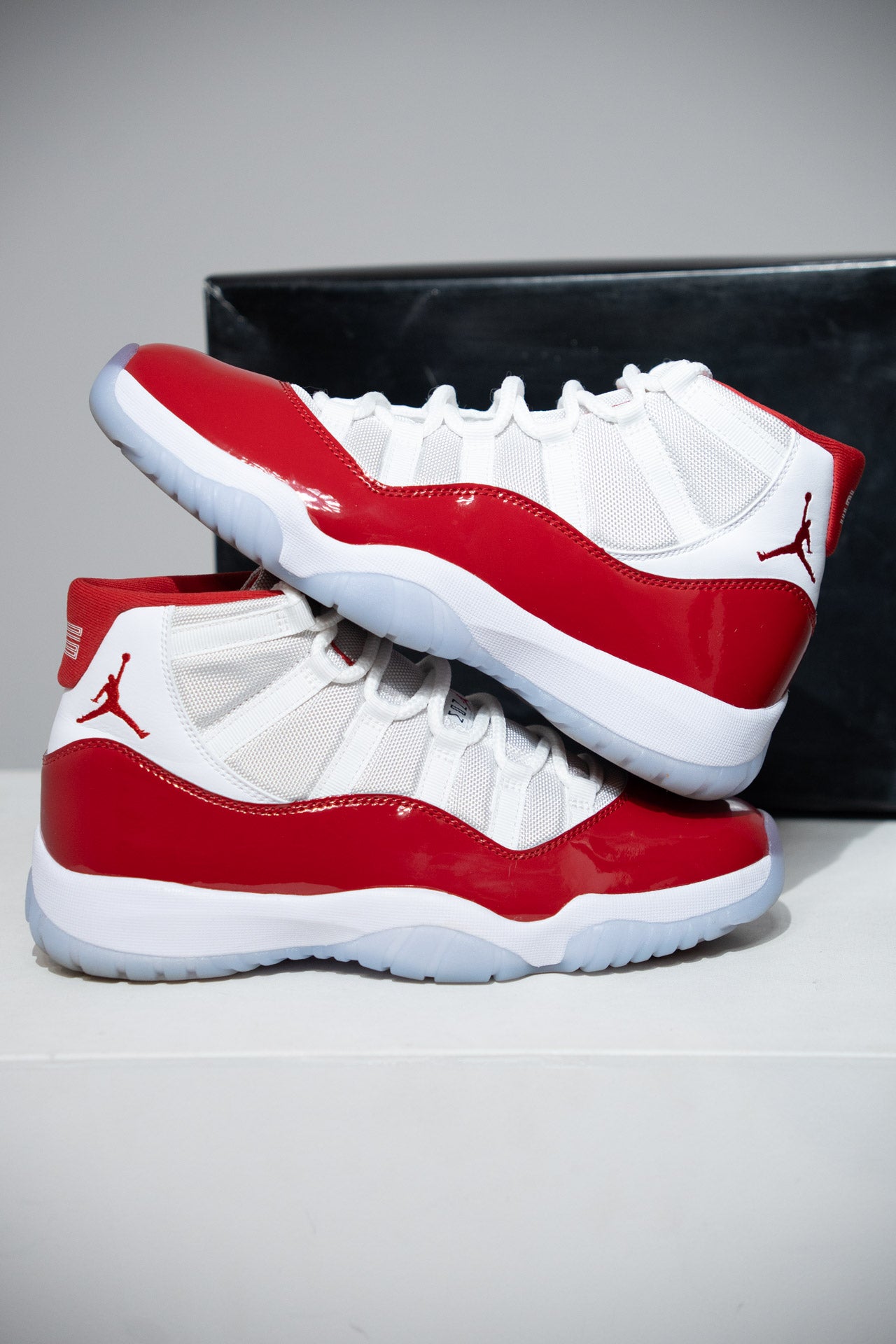 Jordan 11 Cherry (Taille 42)