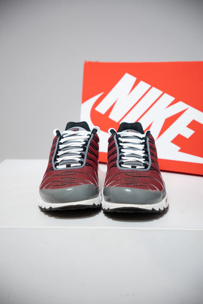 Air max Plus (Tn) Red Grey (Taille 46)