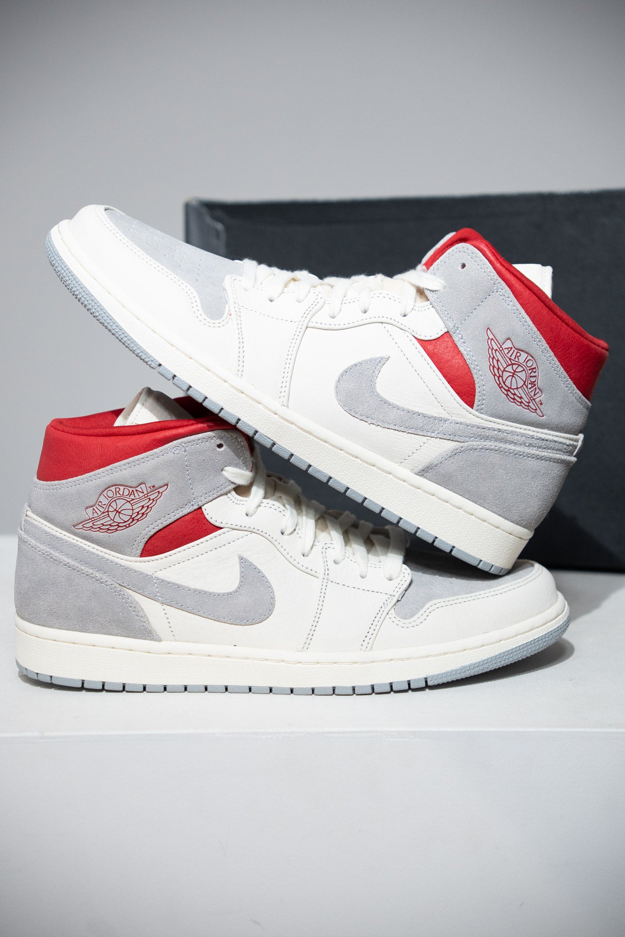 Jordan 1 Mid SNS (Taille 44,5)