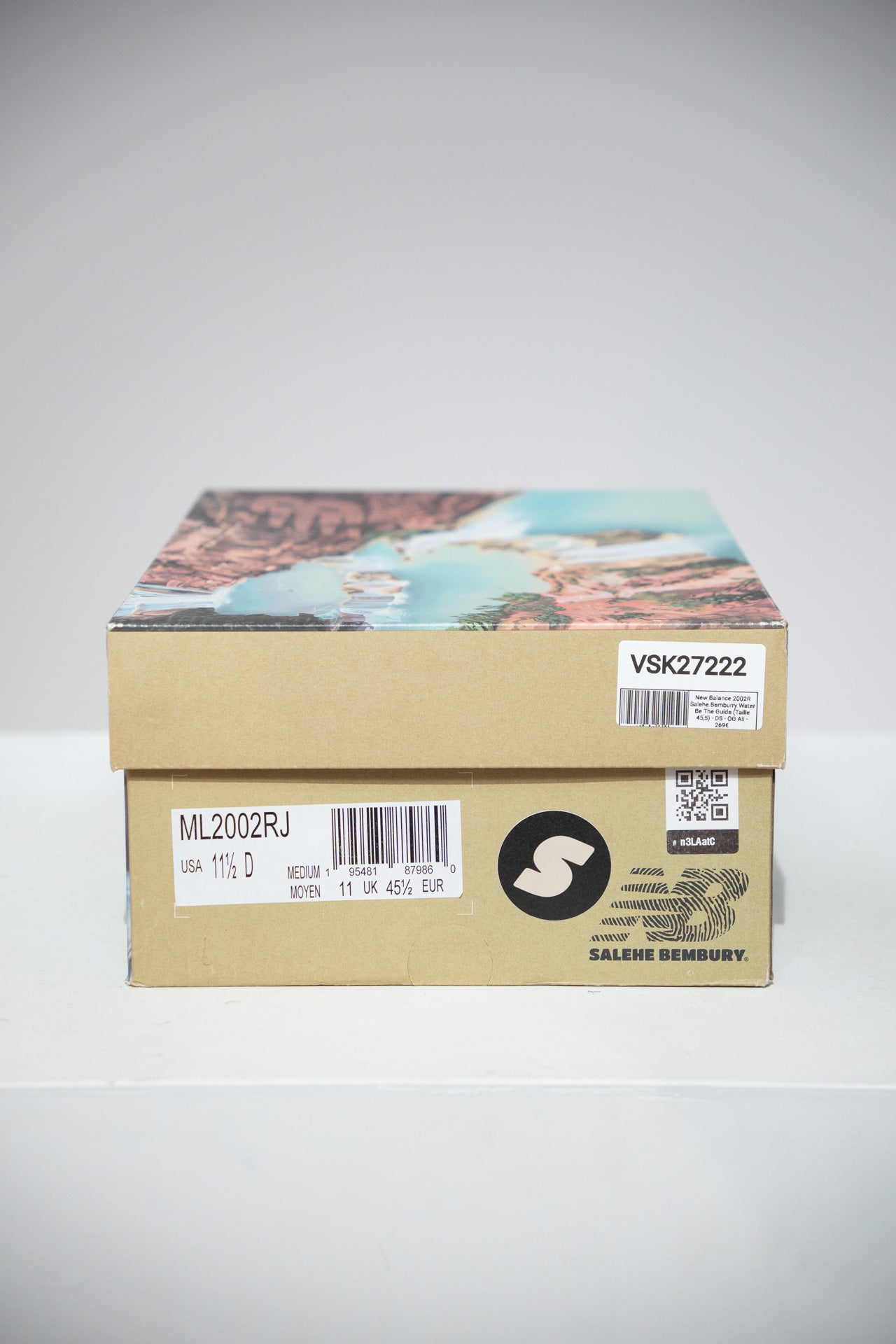 New Balance 2002R Salehe Bemburry Water Be The Guide (Taille 45,5)