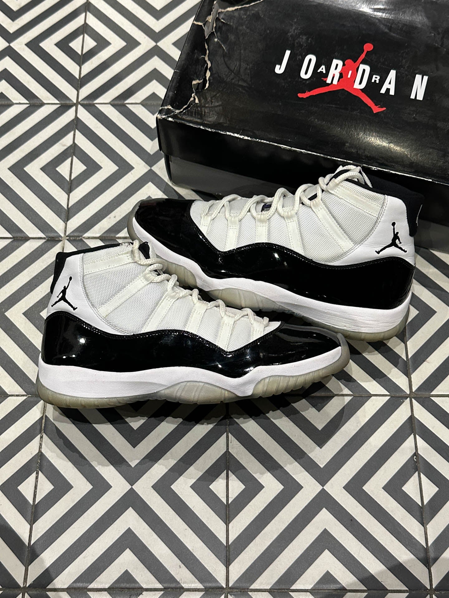Jordan 11 Concord (Taille 47,5)