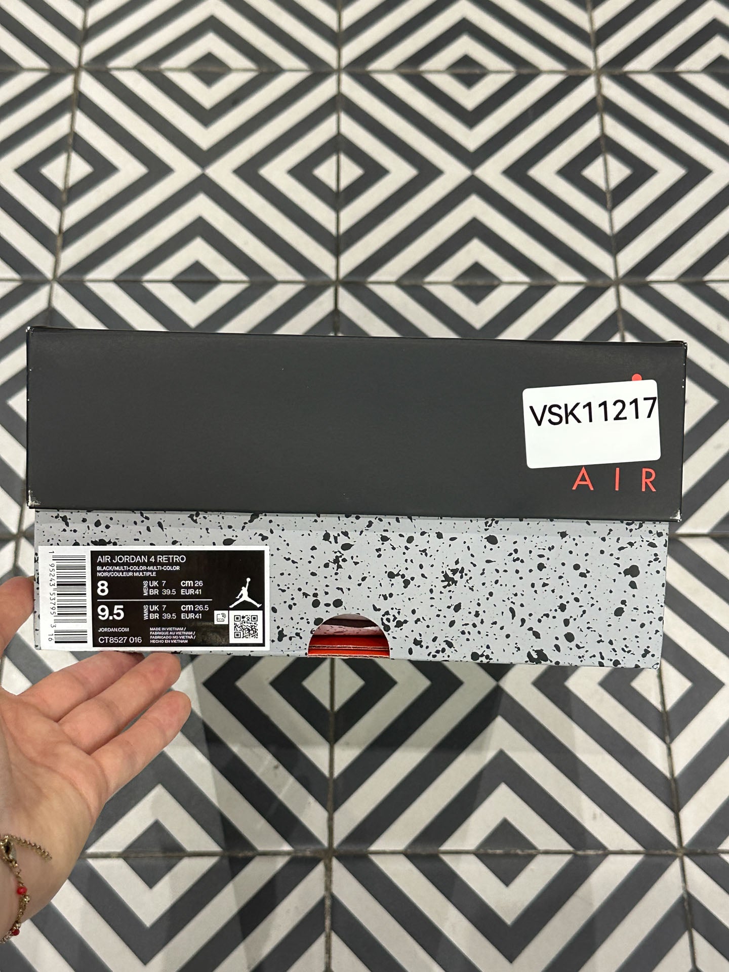 Jordan 4 Red Thunder (Taille 41)