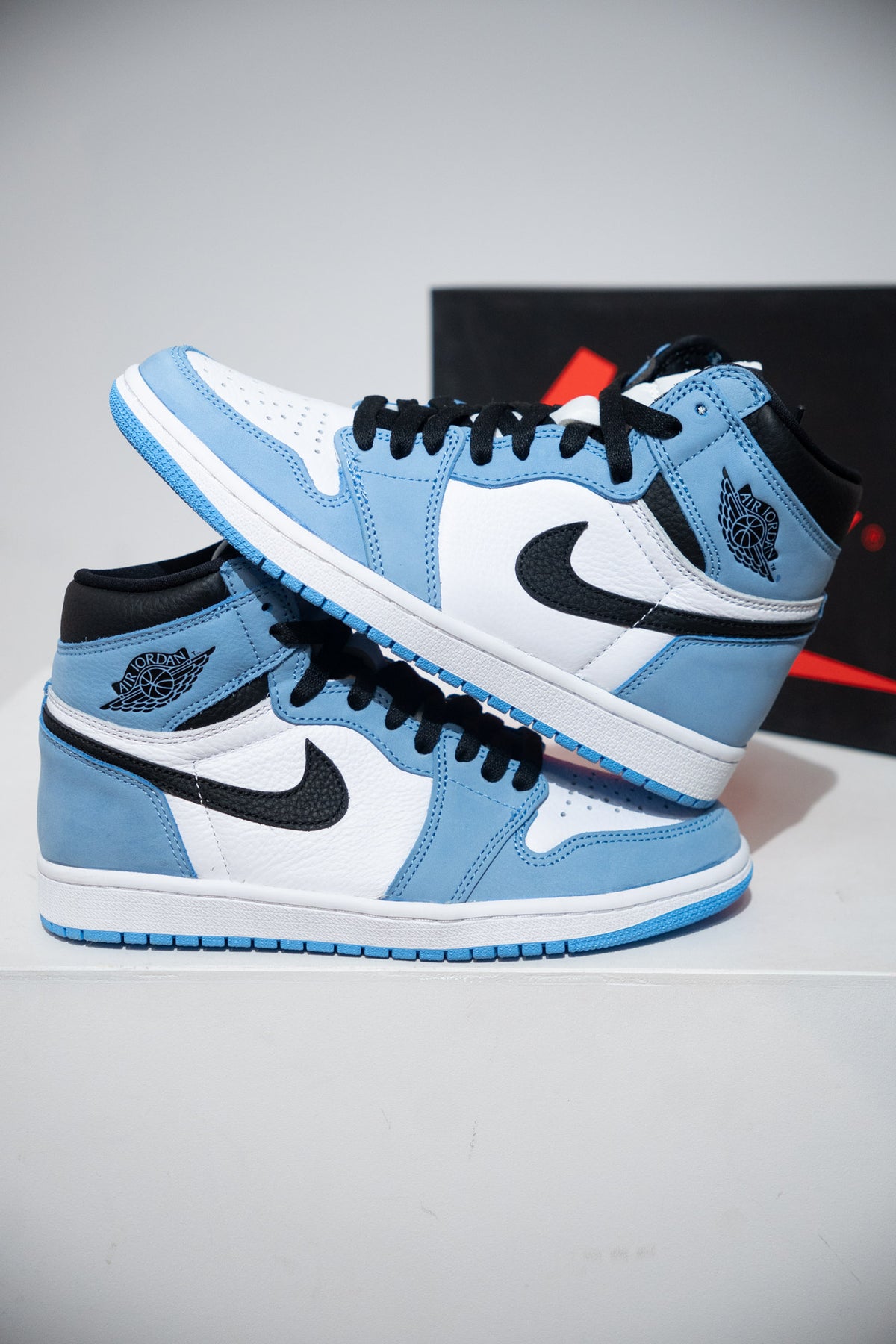 Jordan 1 High University Blue