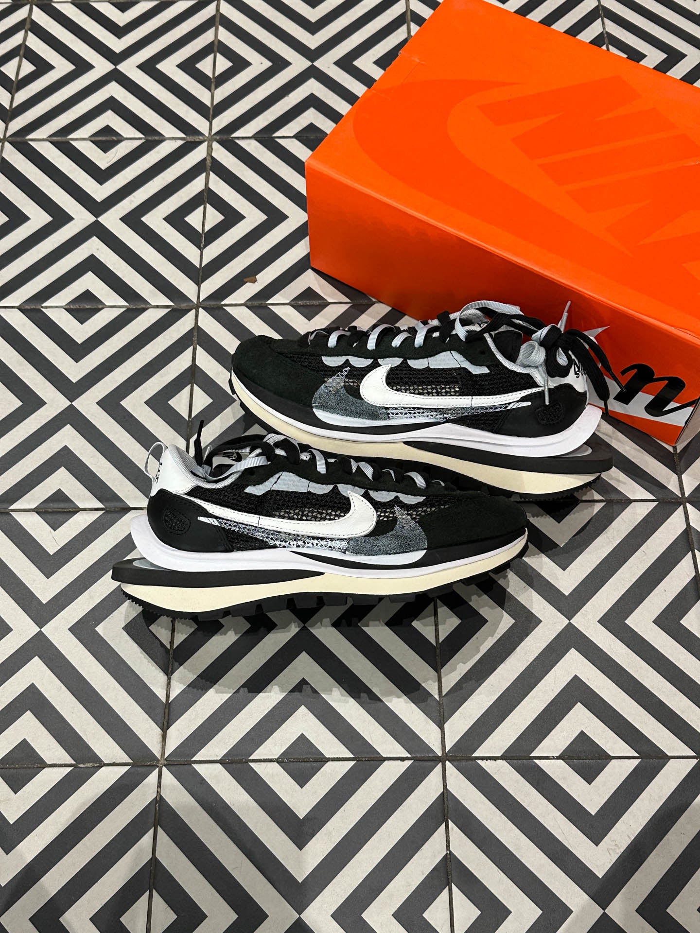 Sacai Vaporwaffle Black White (Taille 41)