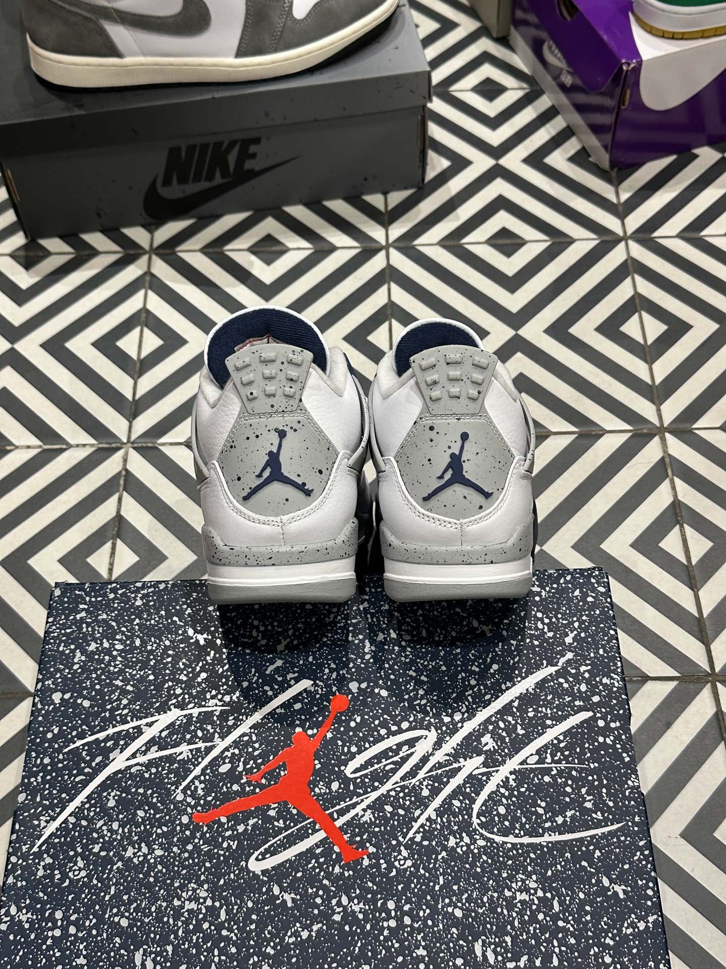 Jordan 4 Midnight Navy (Taille 39)