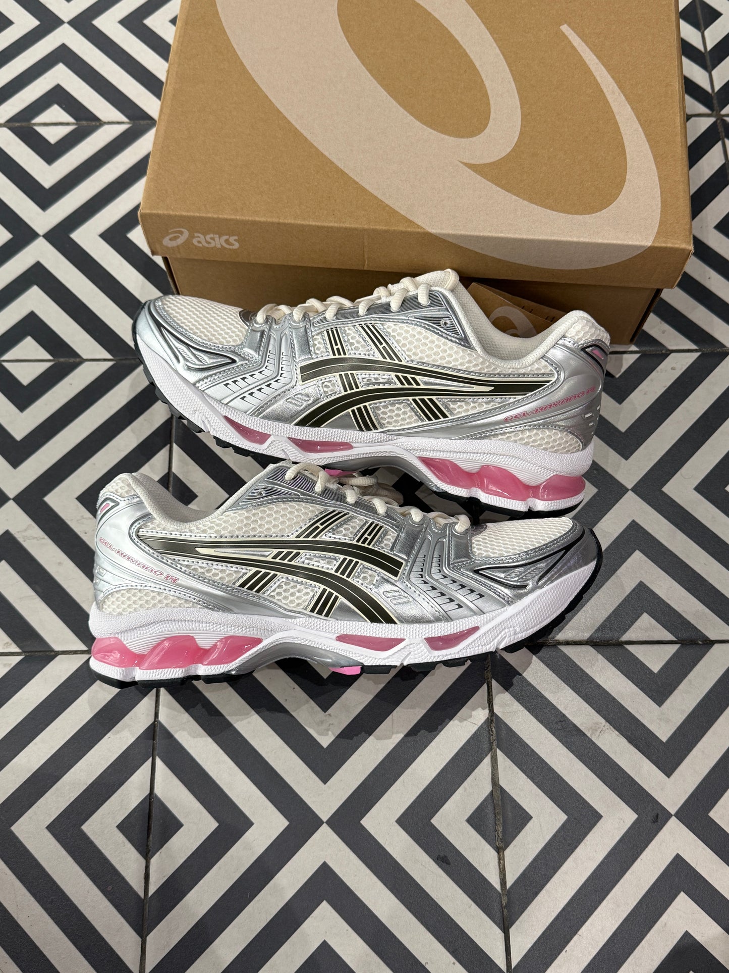 Asics Kayano 14 Pink