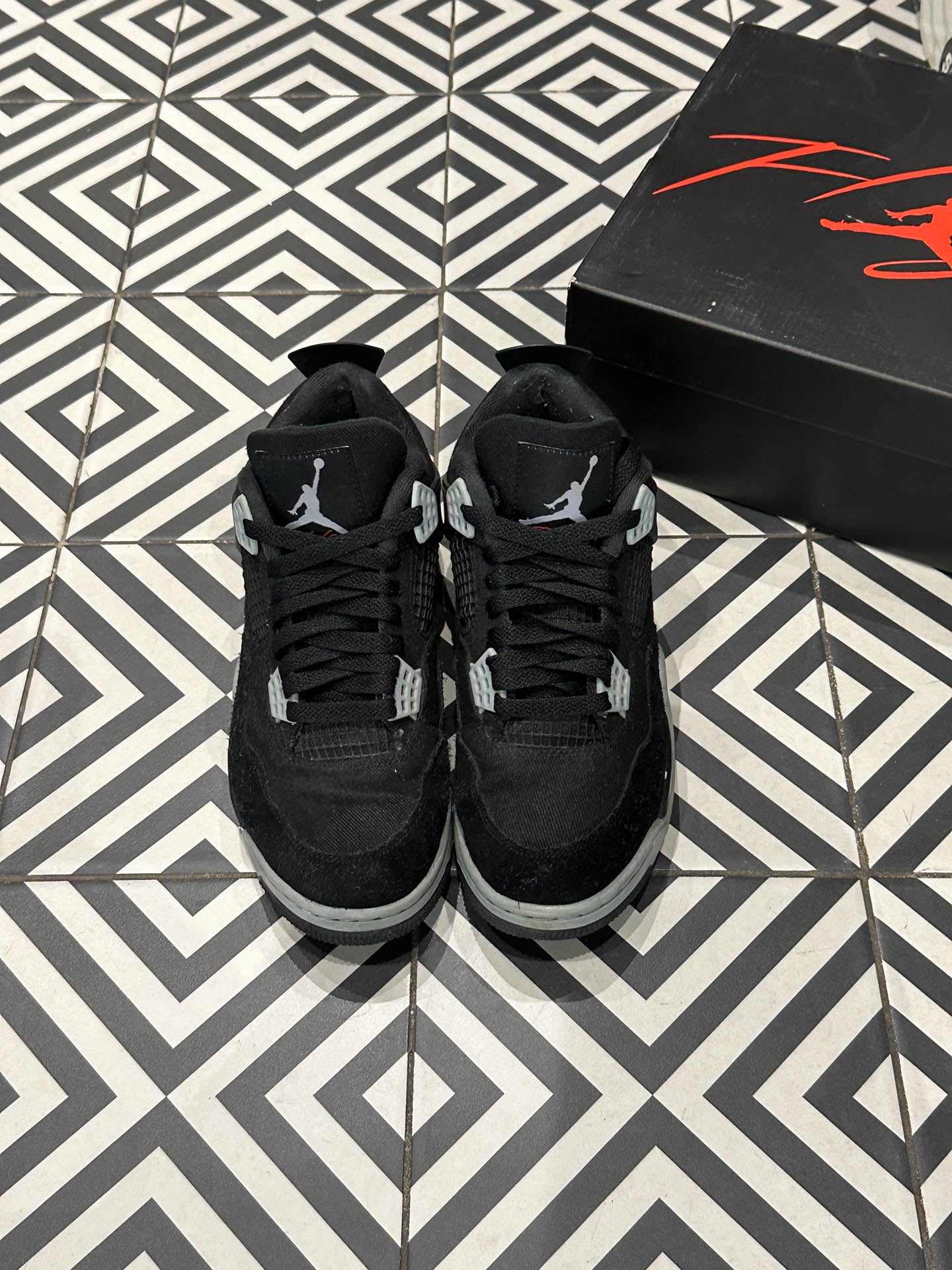 Jordan 4 Black Canvas (Taille 40,5)