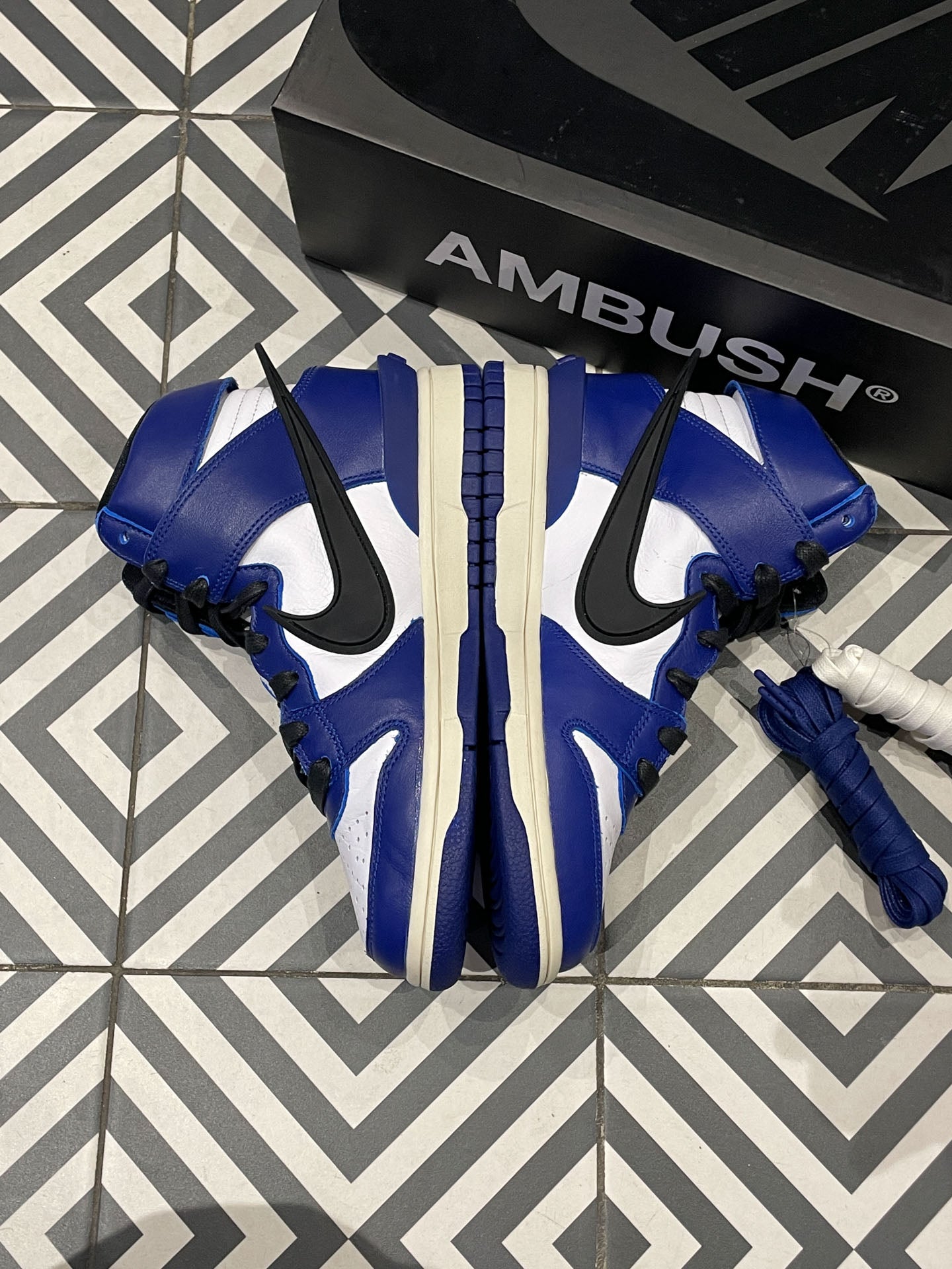 Dunk High Ambush Deep Royal (Tailles 36,5/37,5/38,5/42)